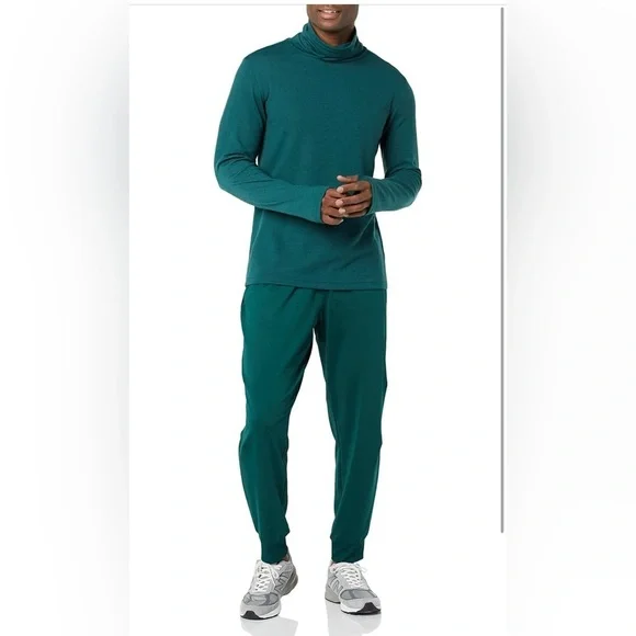 Amazon Essentials Men's Performance Soft Tech Roll Neck Long-Sleeve Shirt- M - Picture 3 of 12